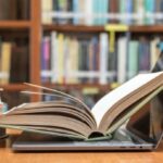 Rahasia Pengusaha Sukses: 5 Buku yang Mengubah Mindset Cari Uang Online